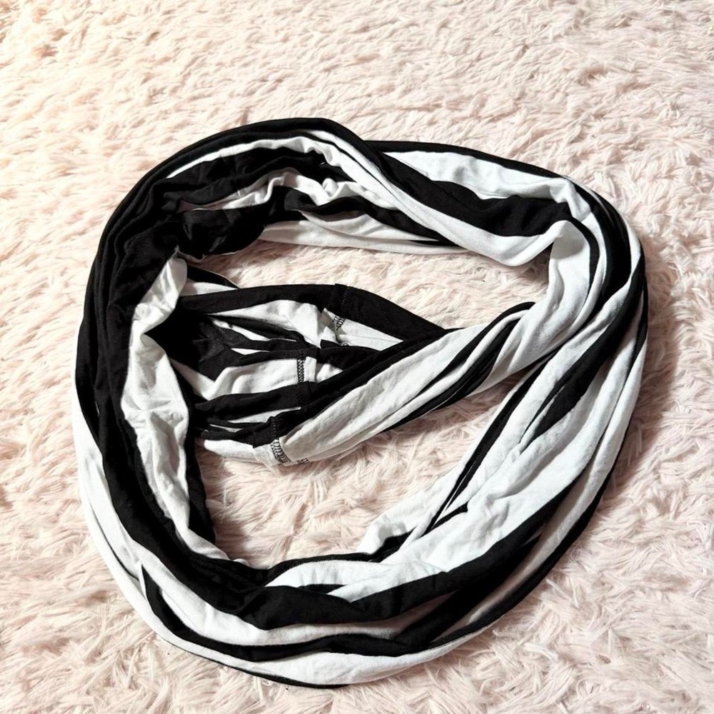 Monochrome Y2K Hipster Edgy Alternative Slinky Striped Infinity Scarf Womens OS